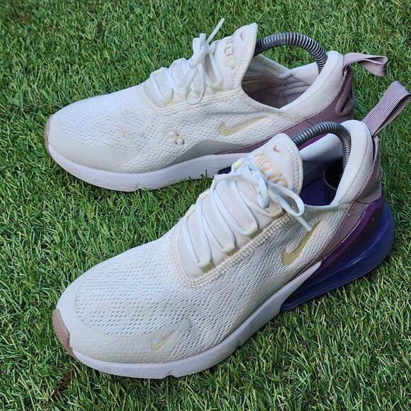 NIKE AIR MAX 270 - Women's Sneakers - SIZE 7.5 - Picture 3 of 9